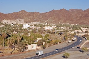 bahla_overviw Traffic is still relatively slow in Bahla, but in MUscat, a nightmare....