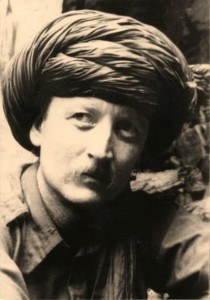 asadullah-turban Asadullah Khan