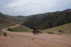 Why do I always pick the worst roads? After riding few days of bad gravel roads or bypassing roadwork for days, it felt good every time I came to an asphalt road. There is also something I always ask if someone stops. How far is it to the asphalt? The first kilometer always feels best; it feels as if you are in paradise. Paradise does not attract me, and it doesn’t take long time before I want to get back to gravel.